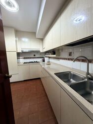 Melville Park (D18), Condominium #566845801
